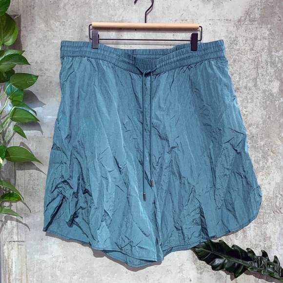 Pants - Future Collective Plus Size Blue Green Active Shorts (1X)